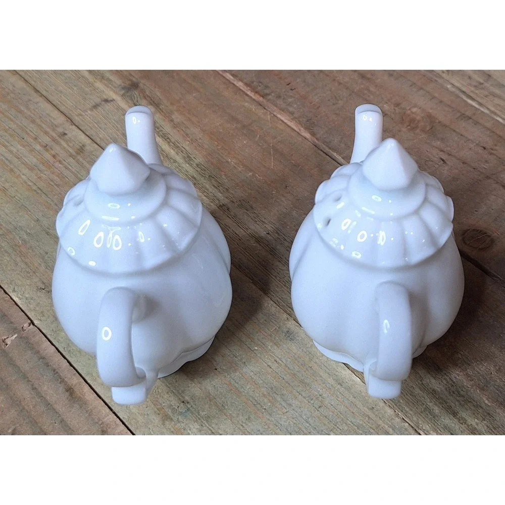 Vintage White Ceramic Teapot Salt and Pepper Shakers Set Miniature Novelty Tea
